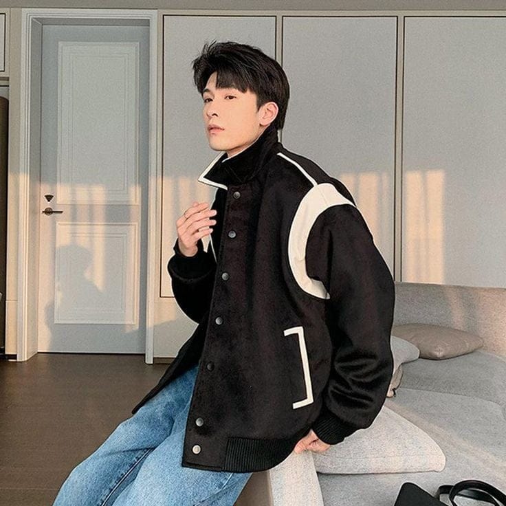 Stylefizz Classic Varsity Jacket – Retro Letterman Style Streetwear for Men & Women